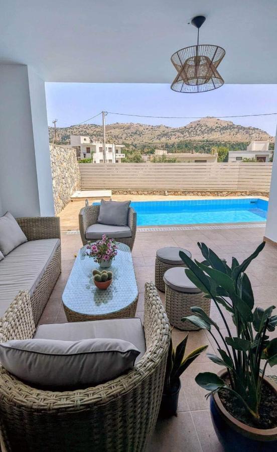 Casa Christiana, Lardos Villa ภายนอก รูปภาพ